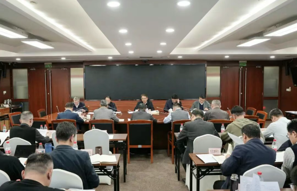 市农业农村委党组书记、主任冯志勇进行专题述法